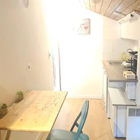 Mini Cozy 4 דירה *